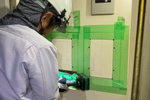【高圧受変電設備】盤面開口加工・機器取付準備