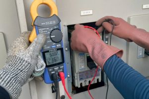 【高圧受変電設備工事】キュービクル改修後の電圧確認