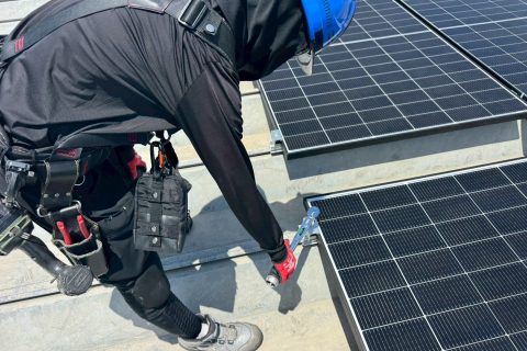 【高圧自家消費型】太陽光パネル固定金具のトルク管理