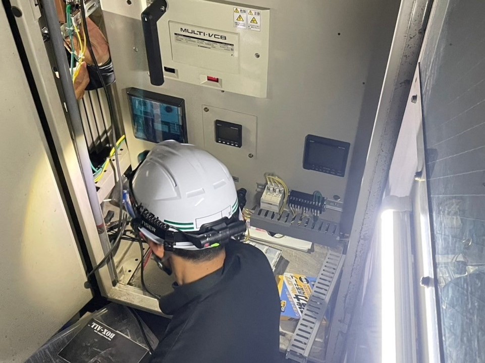 【高圧受変電設備】盤内配線・制御機器取付作業
