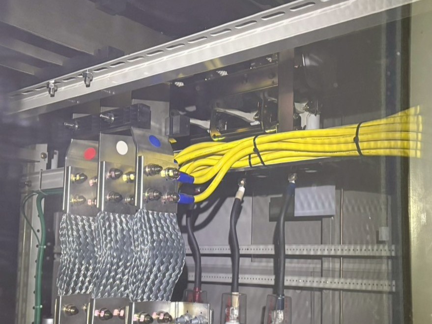 【高圧受変電設備】高圧受変電盤内の母線・配線改修