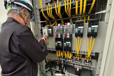 【高圧受変電設備】受変電盤改修後ブレーカー動作確認