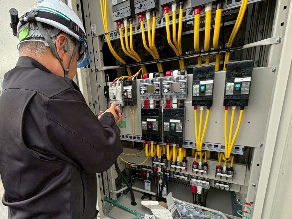 【高圧受変電設備】受変電盤改修後ブレーカー動作確認