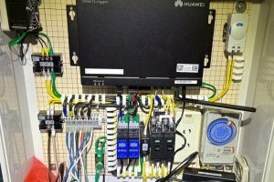 【高圧受変電設備】HUAWEI SmartLogger・監視制御盤