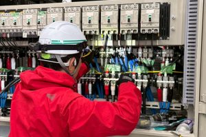 【高圧受変電設備工事】高圧受変電盤 配線・結線確認作業