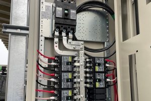 【その他】V2H・蓄電池設備用分電盤の内部配線