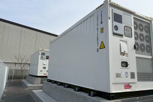 【系統用蓄電所】蓄電池コンテナ設置完了