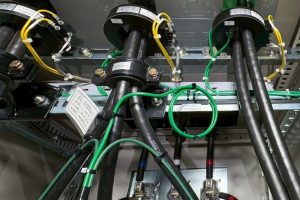 【高圧受変電設備】変流器（CT）・高圧ケーブル施工状況