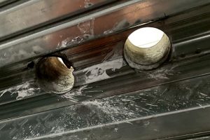 【高圧自家消費型】屋根貫通部の穴あけ加工