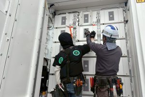 【系統用蓄電所】バッテリーモジュール接続・確認作業