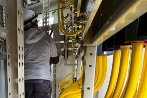 【高圧受変電設備】受変電盤内のケーブル敷設・整線