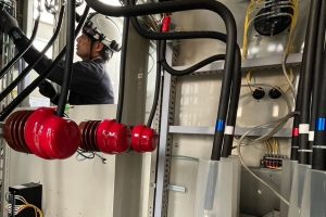 【高圧受変電設備】高圧ケーブル・CT取付後の盤内施工状況