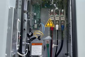【高圧自家消費型】PCS内部の直流回路端子部