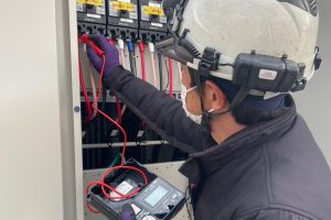 【各種試験】太陽光発電設備の絶縁抵抗測定