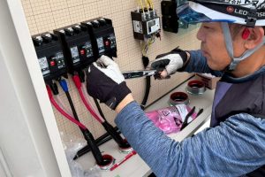 【高圧自家消費型】トルク管理による端子締付